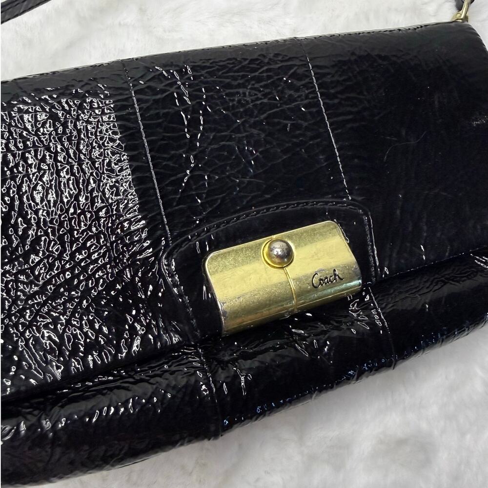 COACH Patent Leather Black Mini Purse Wristlet - Picture 3 of 6